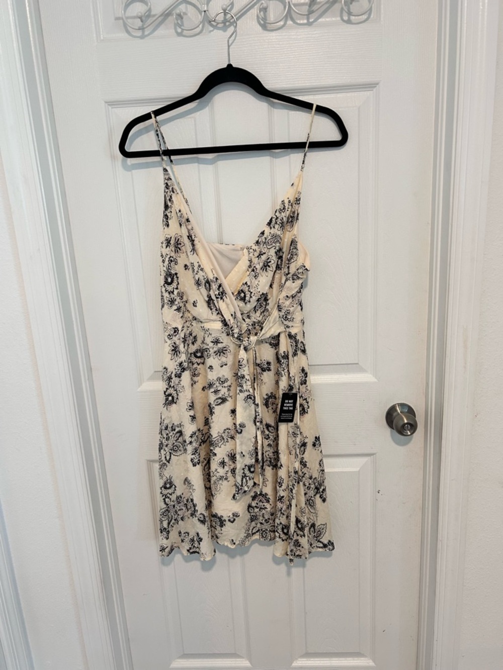 NWT Express Cream and Black Floral Slip Dress with Pink Accents. Size L